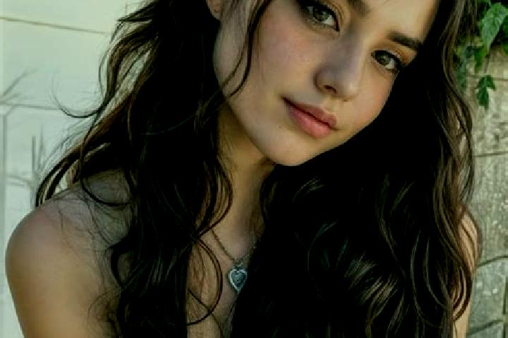 Amelia, 23, a auburn blue-eyed middle eastern companion based in Guinticgan. Offering Party Girl, A-Level, Dinner Date, Prostate Massage, Domination. Availab...