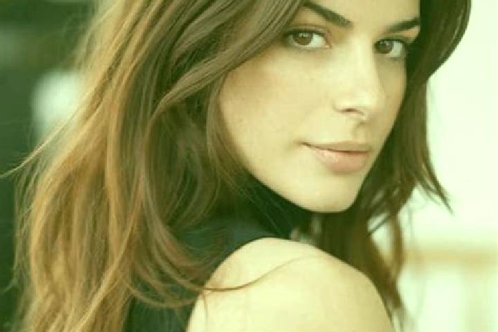 Amelia, 23, a auburn brown-eyed caribbean companion based in Winterborn. Offering Dinner Date, Erotic Massage, Duos, OWO. Available for incall and outcall, d...