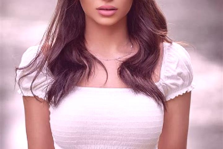 Amelia, 23, a brunette brown-eyed slavic companion based in Tankhoy. Offering Massage, Striptease, Domination. Available for incall and outcall, day and even...