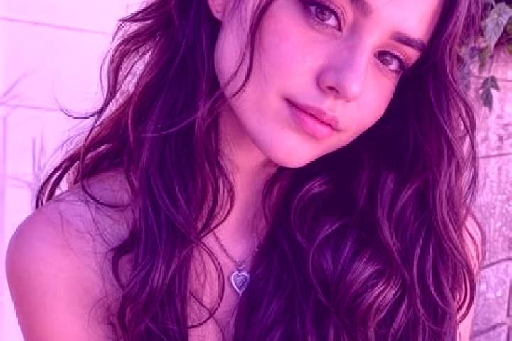 Amelia, 23, a chestnut hazel-eyed mixed companion based in Villalba de Rioja. Offering Prostate Massage, Duos, Couples. Available for incall and outcall, day...