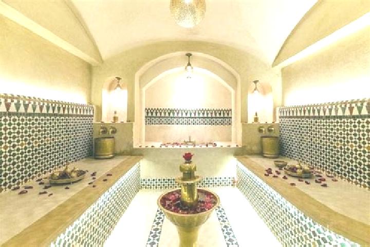 Amelia, 23 — Escort in Al Hammam, Egypt