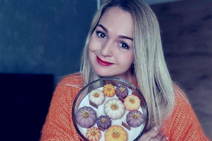 Amelia, 23 — Escort in Osowa, Poland