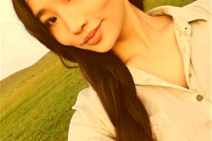 Amelia, 23 — Escort in Tsoohor, Mongolia