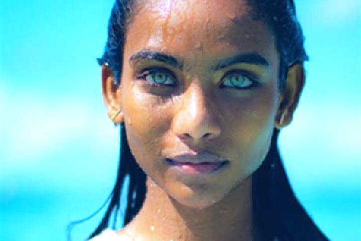 Amelia, 24, a black blue-eyed indian companion based in Ghimes. Offering Erotic Massage, OWO, Girlfriend Experience. Available for incall and outcall, day an...
