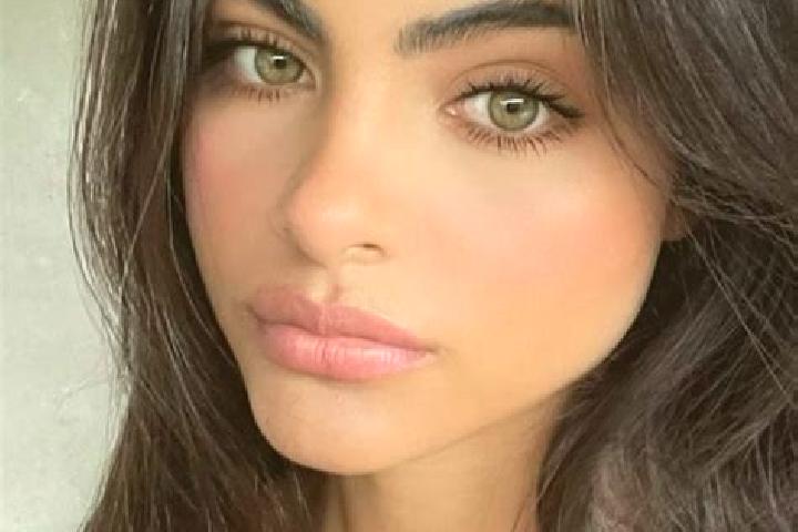 Amelia, 24, a brunette green-eyed mediterranean companion based in Rajasingamangalam. Offering Striptease, Roleplay, CIM, Massage, OWO. Available for incall ...