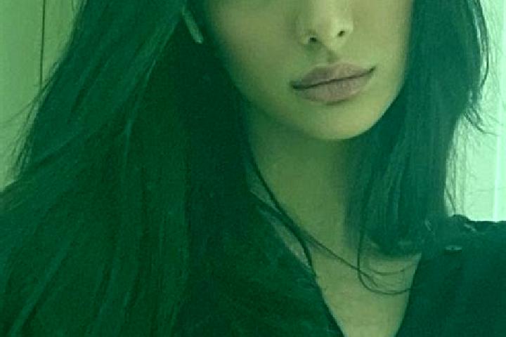 Amelia, 24, a red dark-eyed middle eastern companion based in Safaga. Offering CIM, Fetish, Domination. Available for incall and outcall, overnight bookings ...