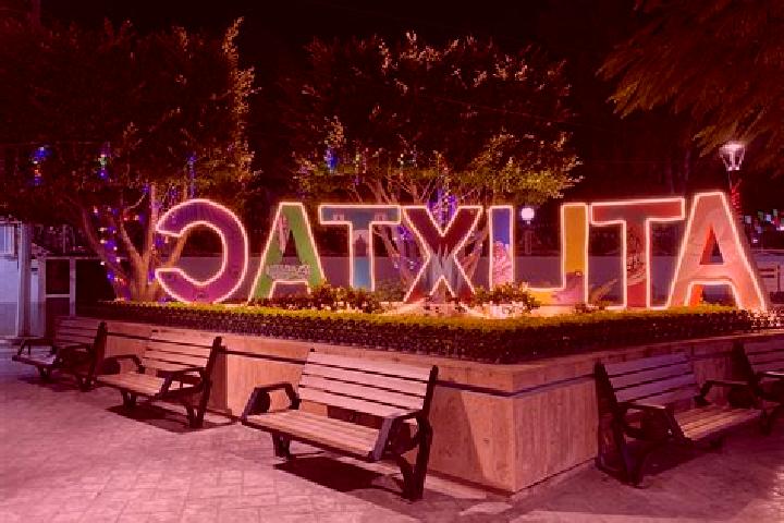 Amelia, 24 — Escort in Atlixtac, Mexico