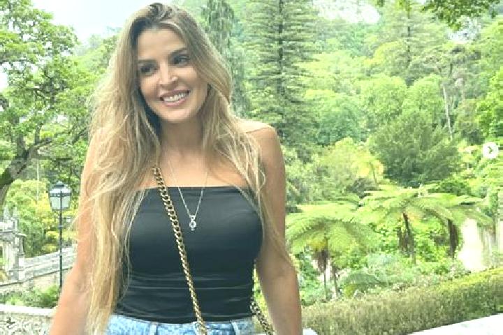 Amelia, 24 — Escort in Batrina, Croatia