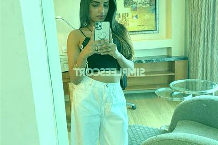 Amelia, 24 — Escort in Green Haven, United States