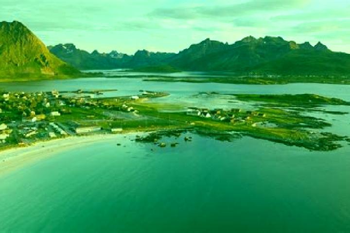 Amelia, 24 — Escort in Ramberg, Norway