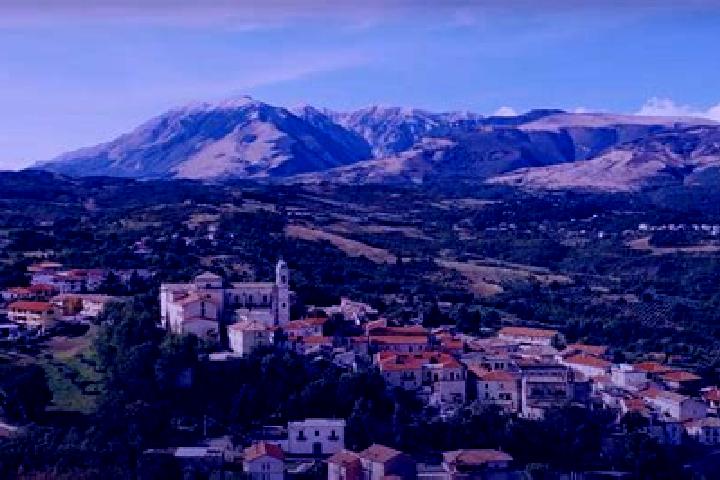 Amelia, 24 — Escort in San Valentino in Abruzzo Citeriore, Italy