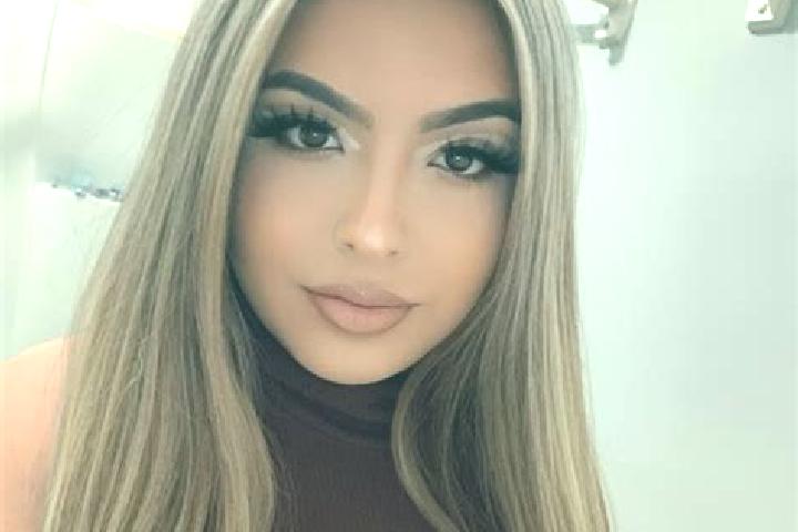 Amelia, 25, a blonde brown-eyed latina companion based in Aiton. Offering Travel Companion, Striptease, OWO. Available for incall and outcall, day and evenin...