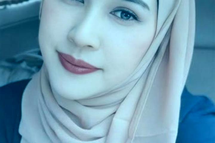 Amelia, 25 — Escort in Cikadu, Indonesia