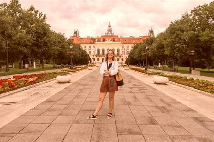 Amelia, 25 — Escort in Curug, Serbia