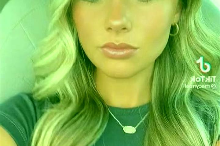 Amelia, 25 — Escort in Goodings Grove, United States