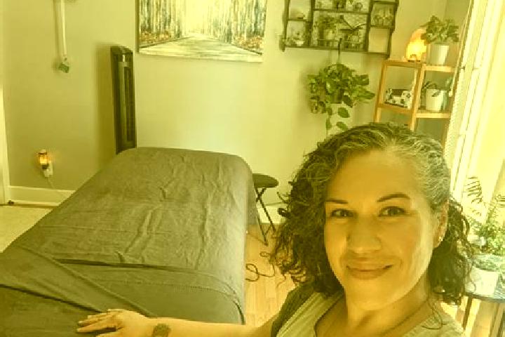 Amelia, 26, a black grey-eyed mixed companion based in Waishan. Offering Massage, Fetish, Overnight, OWO. Available for incall and outcall, overnight booking...