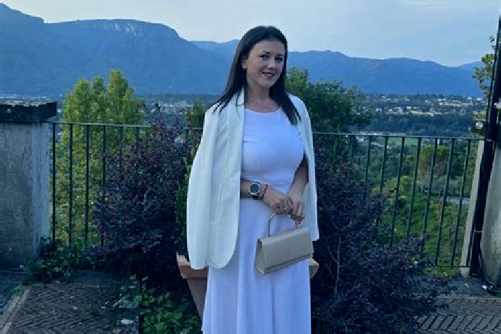 Amelia, 26 — Escort in Herasti, Romania