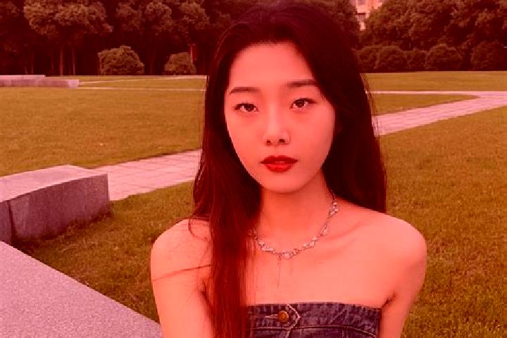 Amelia, 26 — Escort in Nancang, China