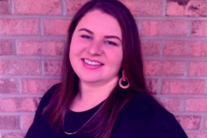 Amelia, 26 — Escort in South Connellsville, United States