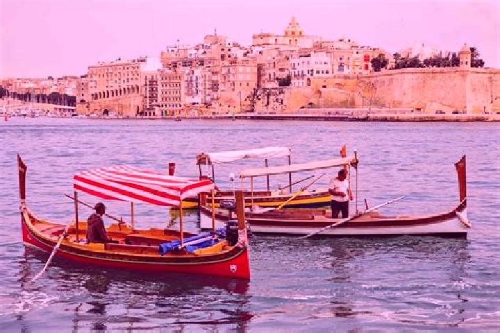 Amelia, 26 — Escort in Xaghra, Malta