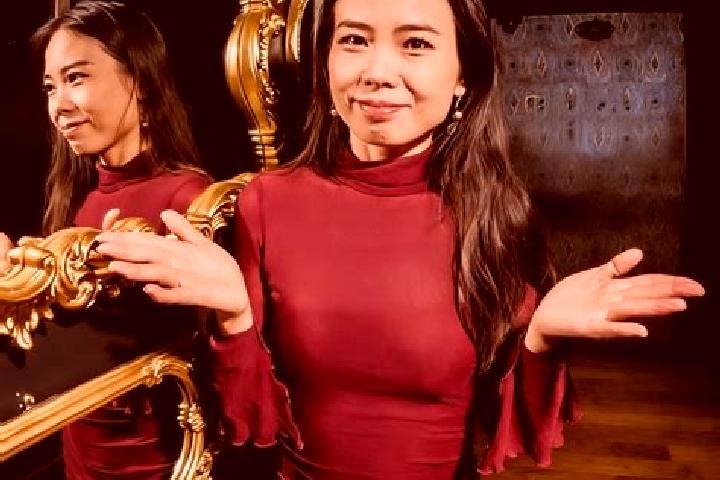 Amelia, 26 — Escort in Yaqiao, China