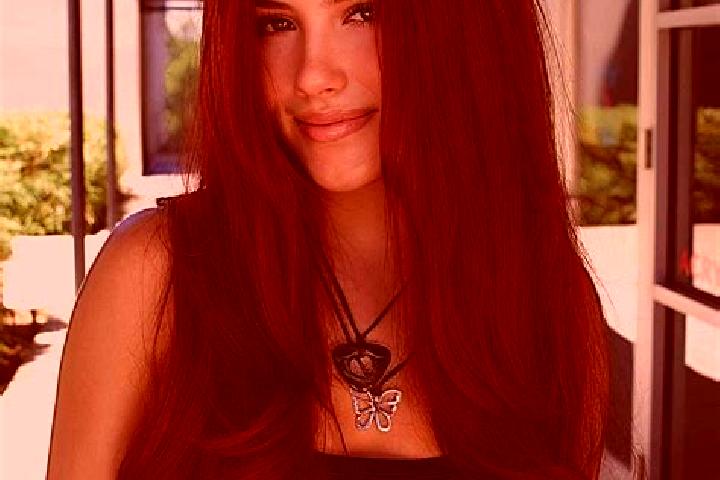 Amelia, 27, a auburn dark-eyed mixed companion based in Petrohrad. Offering Tantra, Deep French Kissing, 69. Available for incall and outcall, day and evenin...