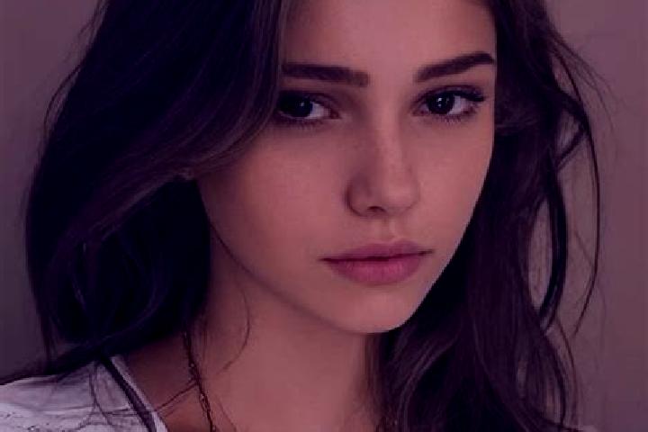 Amelia, 27, a chestnut hazel-eyed slavic companion based in Pitumarca. Offering Party Girl, Erotic Massage. Available for incall and outcall, overnight booki...