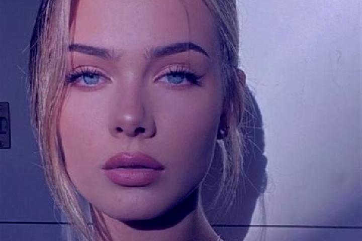 Amelia, 28, a blonde amber-eyed european companion based in Nowogrod. Offering Erotic Massage, A-Level, Girlfriend Experience. Available for incall and outca...