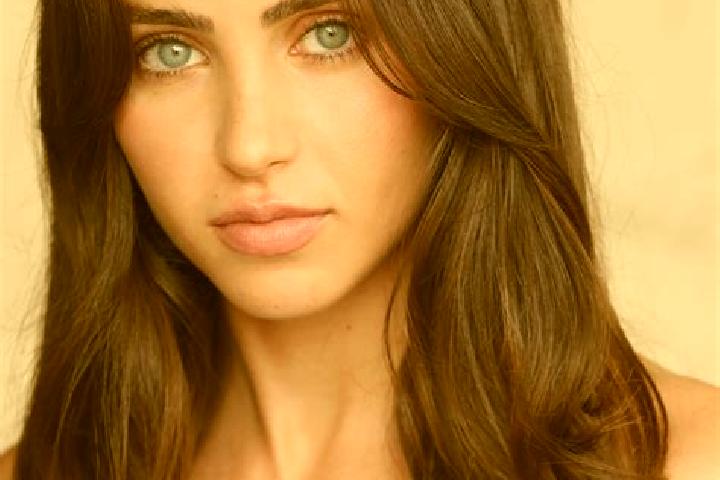 Amelia, 28, a chestnut brown-eyed caribbean companion based in Cerenti. Offering 69, OWO. Available for incall and outcall, overnight bookings available.