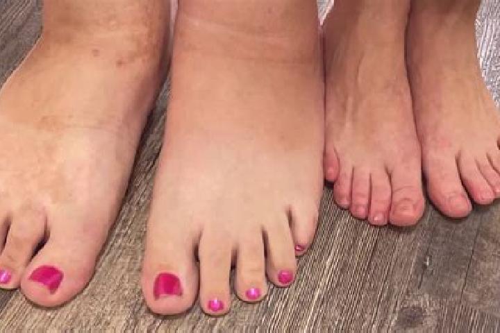 Amelia, 28, a red grey-eyed caucasian companion based in Huanchan. Offering Fetish, Overnight, Erotic Massage, Striptease, Party Girl. Available for incall a...