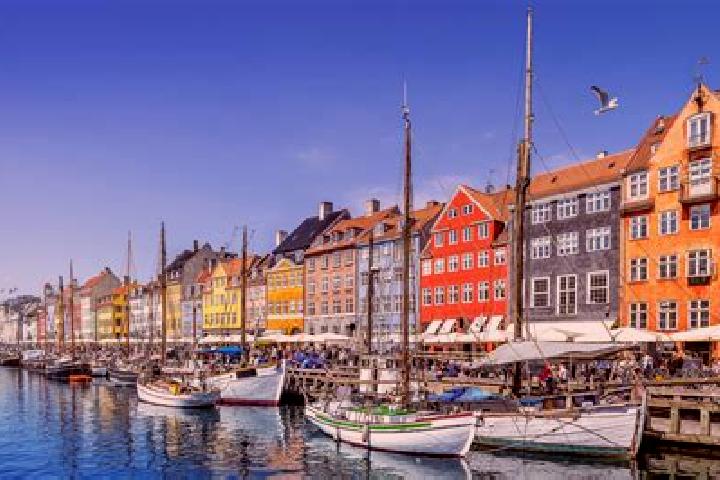 Amelia, 28 — Escort in Allingabro, Denmark