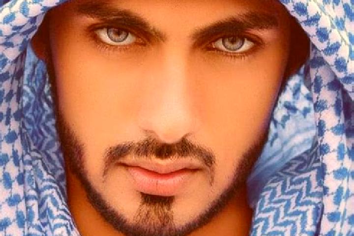 Amelia, 29, a auburn blue-eyed middle eastern companion based in Pakouabo. Offering Erotic Massage, Striptease, Dinner Date. Available for incall and outcall...