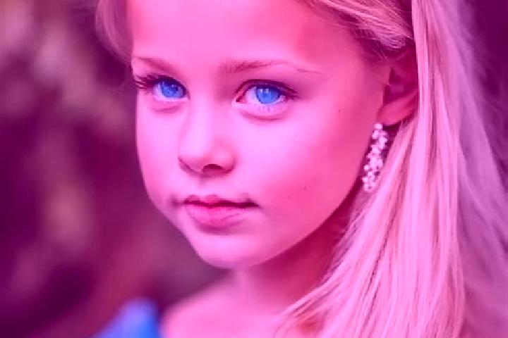 Amelia, 29, a blonde blue-eyed asian companion based in Tweed Heads. Offering Deep French Kissing, Party Girl, Girlfriend Experience, GFE, Duos. Available fo...