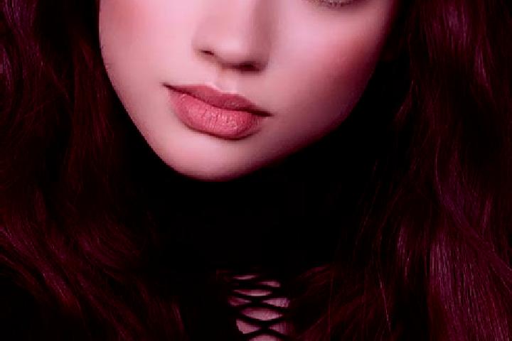 Amelia, 29, a brunette dark-eyed caucasian companion based in Ostrovu Mare. Offering Party Girl, Erotic Massage, Striptease, BDSM. Available for incall and o...