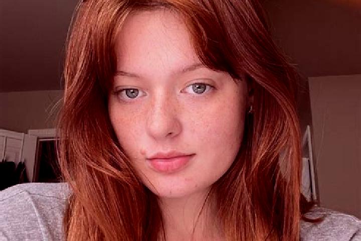 Amelia, 29, a chestnut blue-eyed caucasian companion based in Sales de Llierca. Offering Erotic Massage, Prostate Massage, OWO. Available for incall and outc...