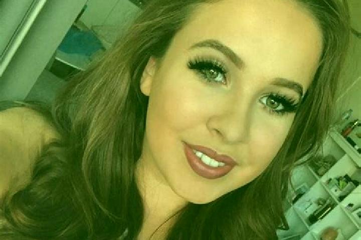 Amelia, 29, a red grey-eyed caribbean companion based in Ohlsdorf. Offering Deep French Kissing, A-Level, Prostate Massage, GFE. Available for incall and out...