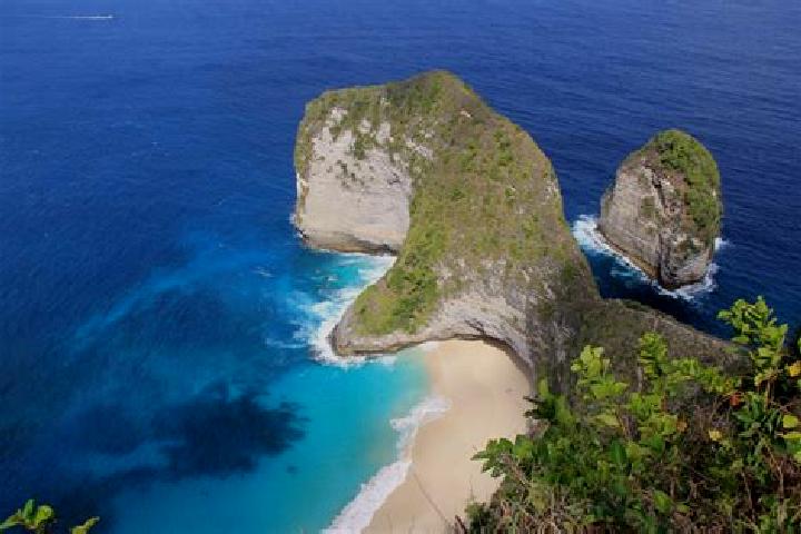 Amelia, 29 — Escort in Saumlaki, Indonesia