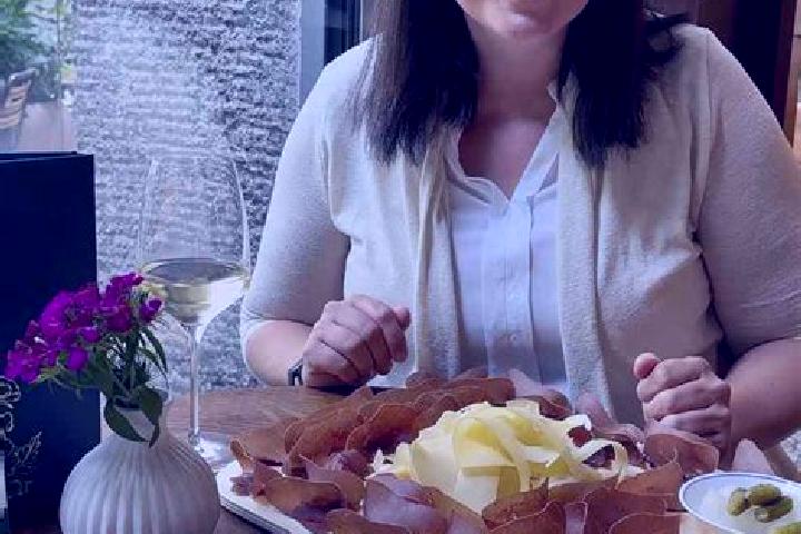 Amelia, 29 — Escort in Schlieren / Engstringerquartier, Switzerland