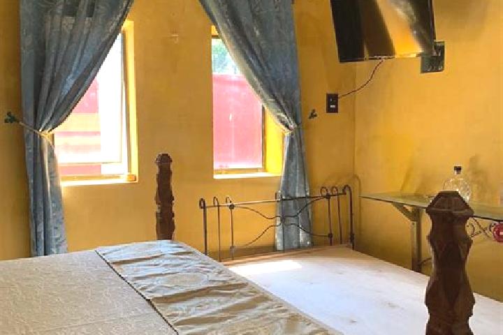 Amelia, 29 — Escort in Tihosuco, Mexico