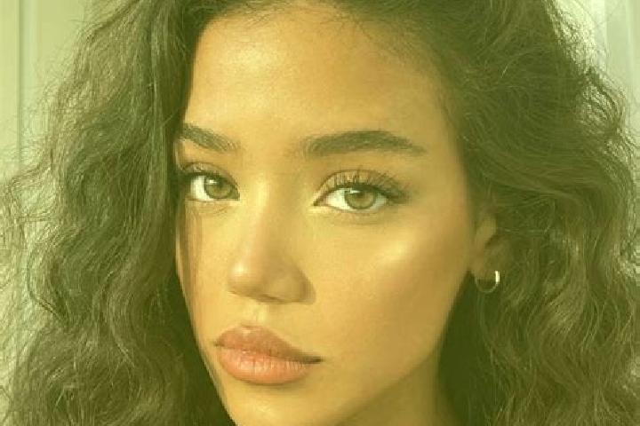 Amelia, 30, a black brown-eyed mediterranean companion based in Boneh Gaz. Offering Overnight, Girlfriend Experience, Dinner Date. Available for incall and o...