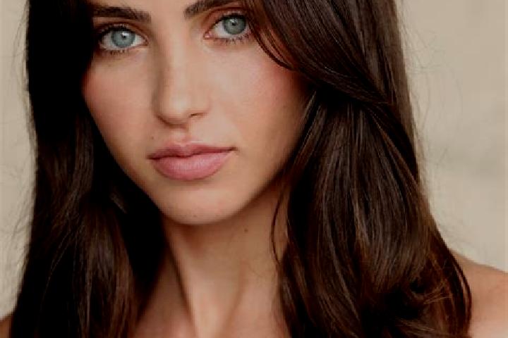 Amelia, 30, a brunette brown-eyed latina companion based in Mark. Offering CIM, Duos, Striptease, Erotic Massage. Available for incall and outcall, day and e...