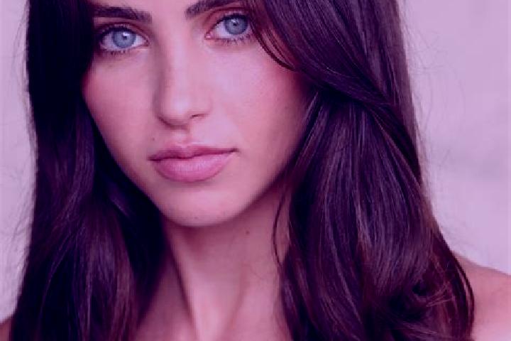 Amelia, 31, a brunette brown-eyed latina companion based in Lieupleu. Offering GFE, Prostate Massage, Roleplay. Available for incall and outcall, overnight b...
