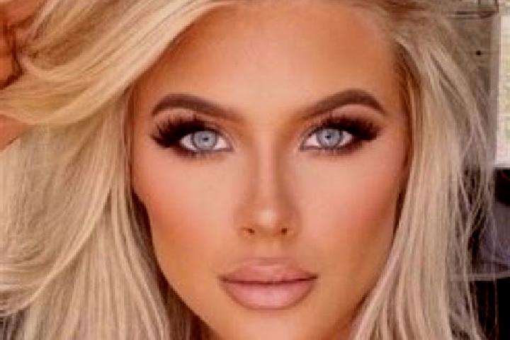 Amelia, 31, a platinum blonde dark-eyed middle eastern companion based in Sabroom. Offering Duos, Deep French Kissing, OWO, Fetish, Roleplay. Available for i...