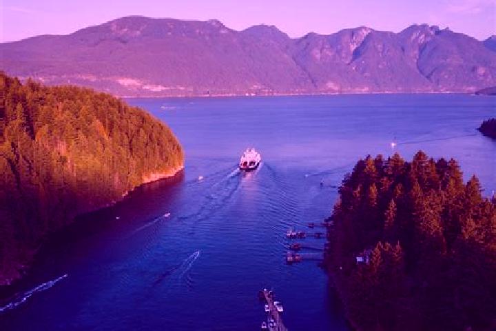 Amelia, 31 — Escort in Bowen Island, Canada