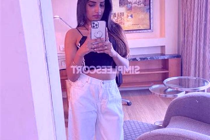 Amelia, 31 — Escort in Green Level, United States