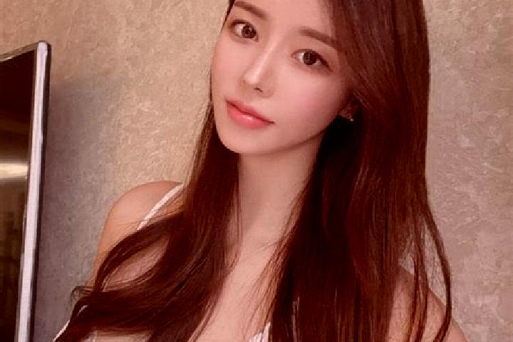Amelia, 31 — Escort in Suqiaoxiang, China