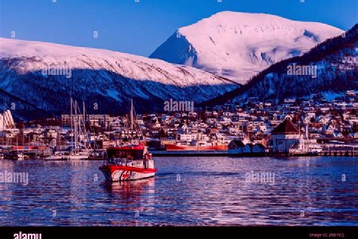 Amelia, 31 — Escort in Tromsdalen, Norway