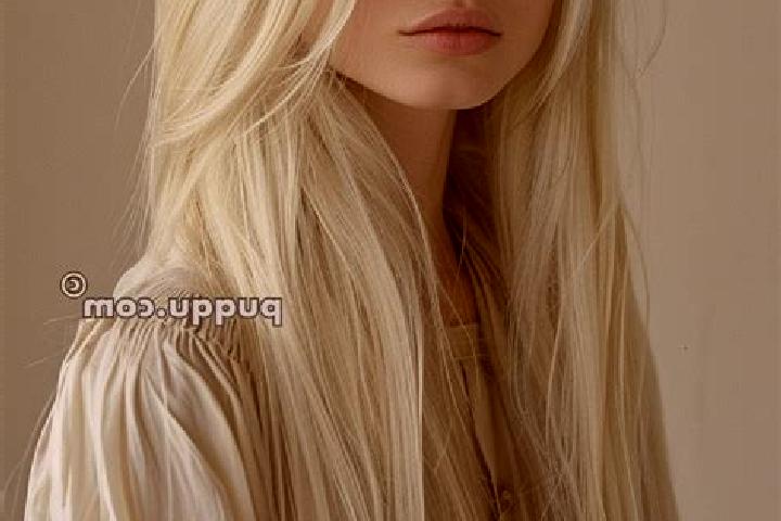 Amelia, 32, a platinum blonde blue-eyed european companion based in Tumpakkepuh. Offering OWO, Tantra. Available for incall and outcall, day and evening dates.