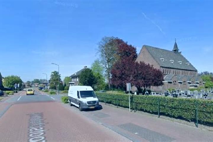 Amelia, 32 — Escort in Budel-Dorplein, Netherlands