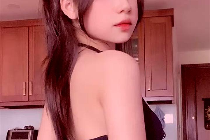 Amelia, 32 — Escort in Dung, France
